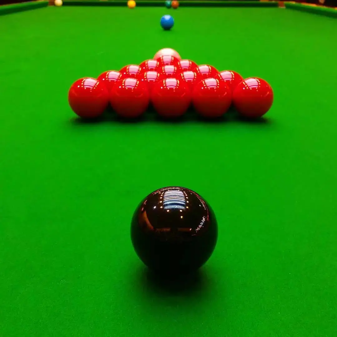 2023斯诺克英锦赛资格赛：袁思俊对阵亚历山大·尤森巴赫的巅峰激战与台球智慧